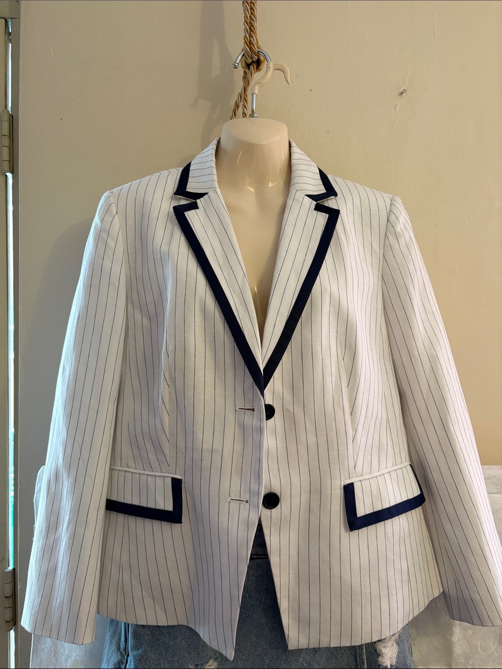 Peter Nygard White Pinstripe Blazer with Navy Trim Accents. Linen Cotton